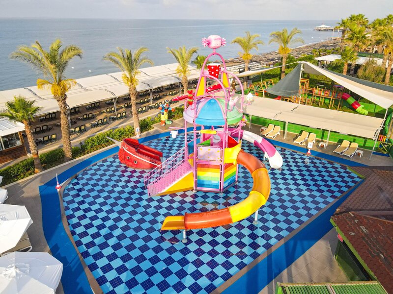 Crystal Family Resort 56
