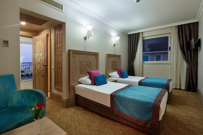 Crystal Family Resort 69