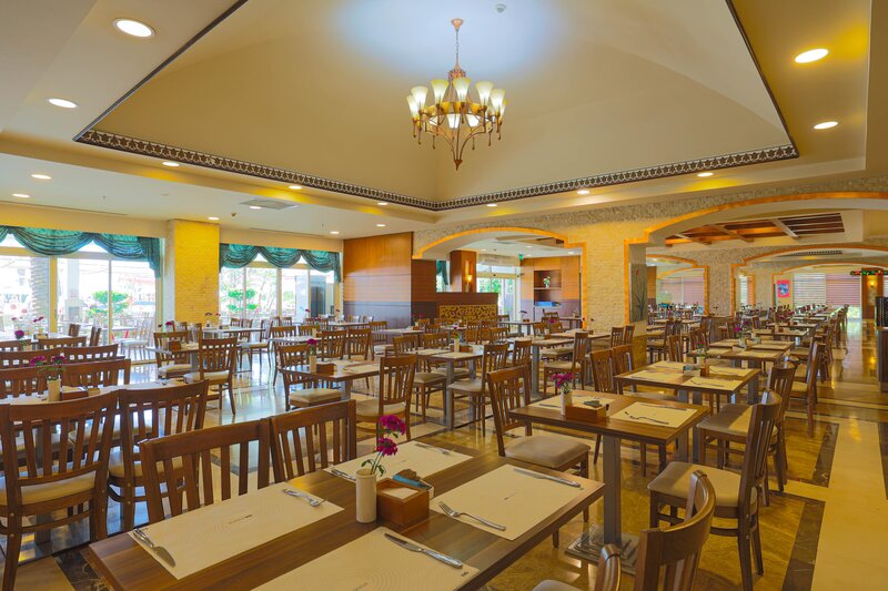 Crystal Family Resort 92