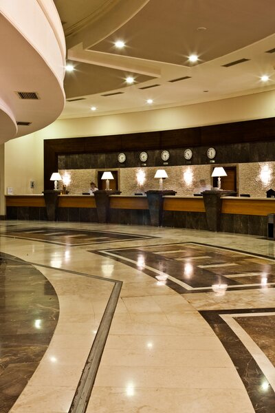 Crystal Admiral Resort Suites & Spa 37