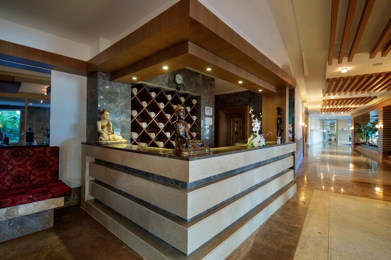 Crystal Admiral Resort Suites & Spa 44