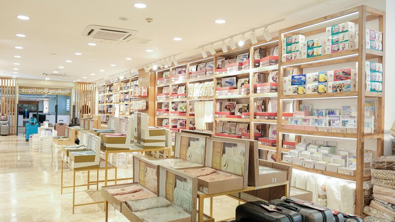 Crystal Admiral Resort Suites & Spa 51