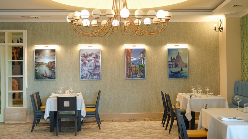 Crystal Admiral Resort Suites & Spa 83