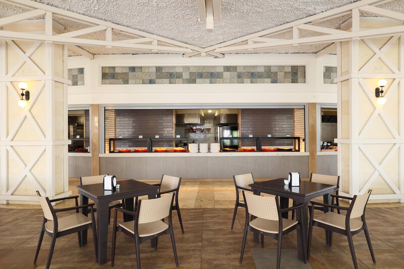 Crystal Admiral Resort Suites & Spa 98