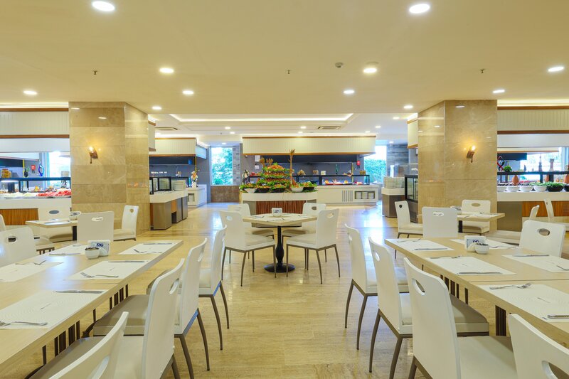 Crystal Admiral Resort Suites & Spa 104