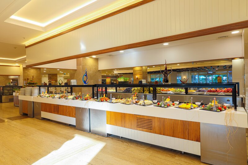 Crystal Admiral Resort Suites & Spa 119