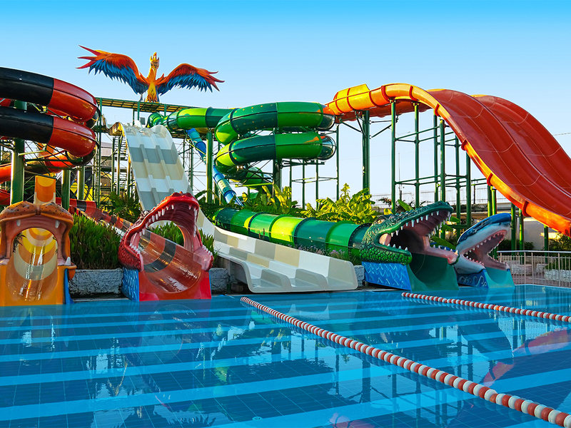 Crystal Admiral Resort Suites & Spa 6