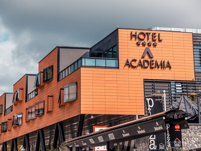 Academia Hotel 4
