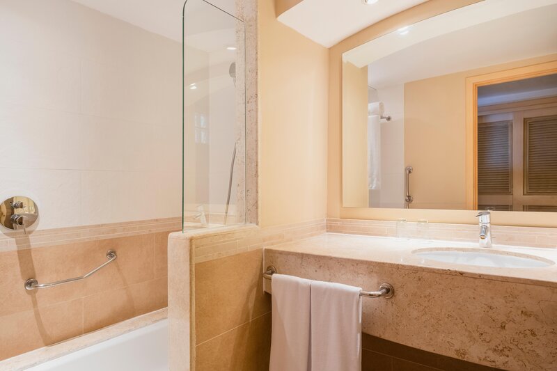 Iberostar Rose Hall Beach 28