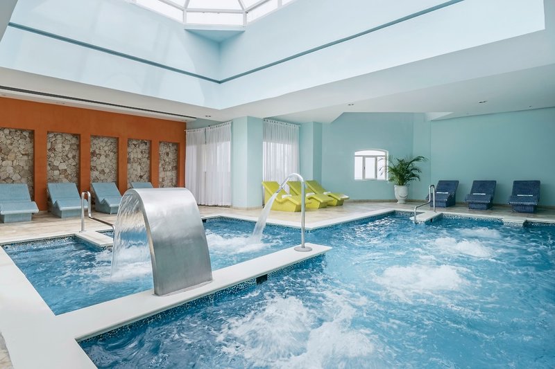 Iberostar Rose Hall Beach 32