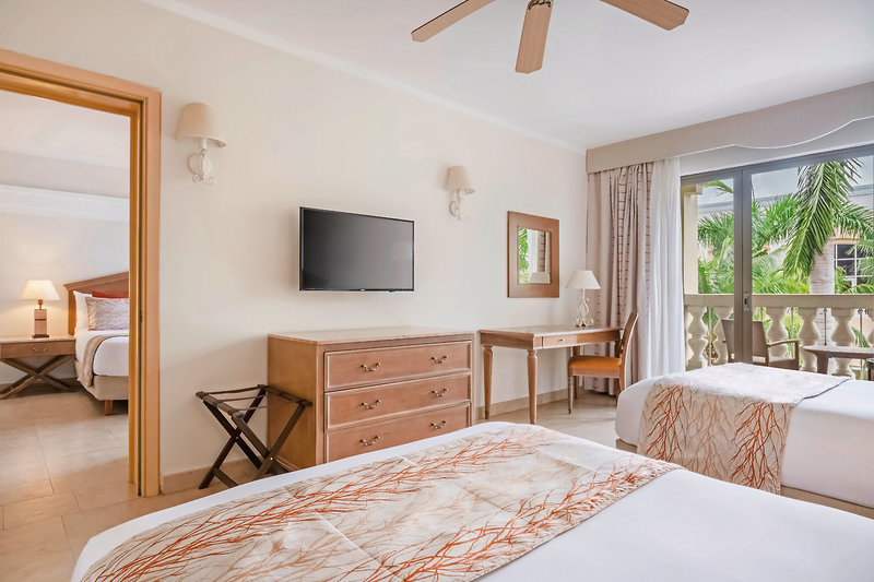 Iberostar Waves Rose Hall Beach 22