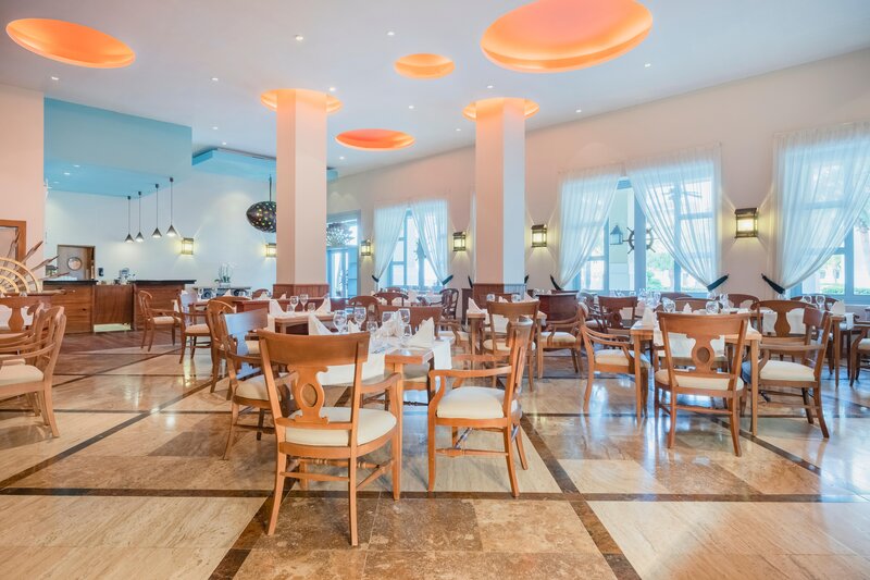 Iberostar Waves Rose Hall Beach 100