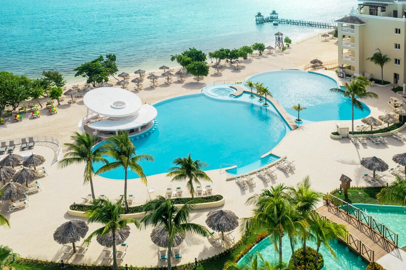 Iberostar Rose Hall Beach 4