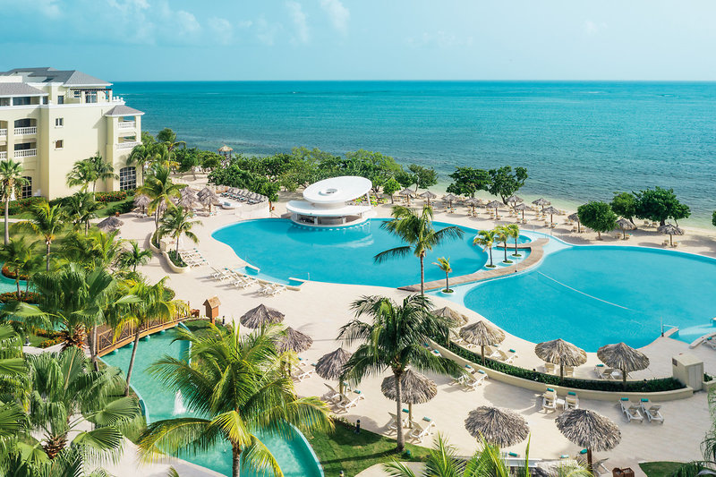 Iberostar Waves Rose Hall Beach 6