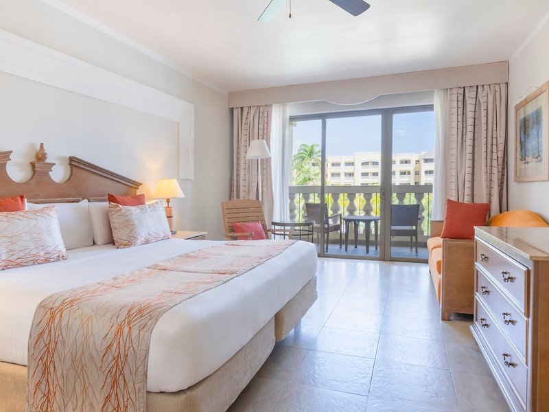 Iberostar Rose Hall Beach 34