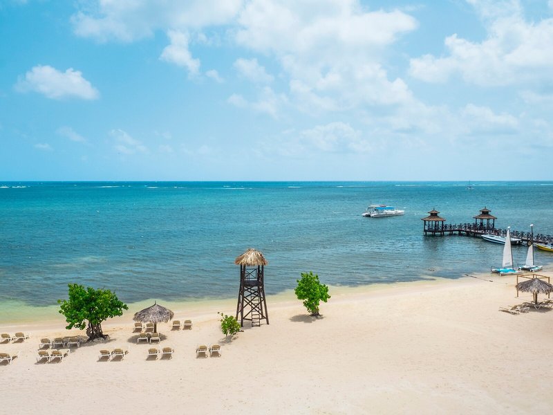 Iberostar Rose Hall Beach 36