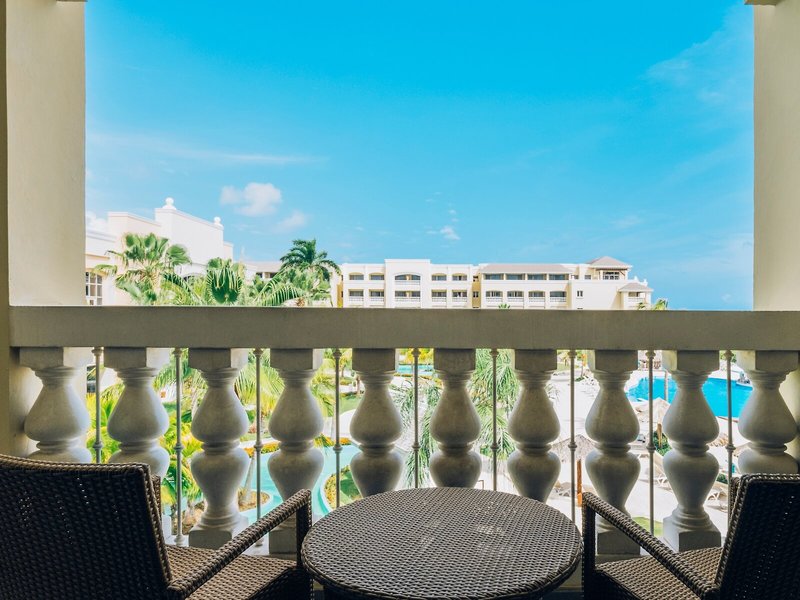 Iberostar Rose Hall Beach 43