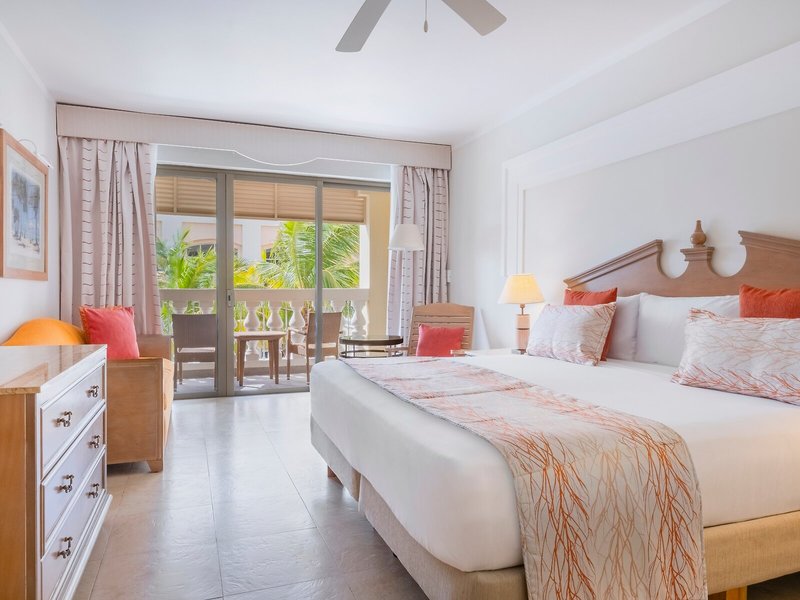 Iberostar Rose Hall Beach 50