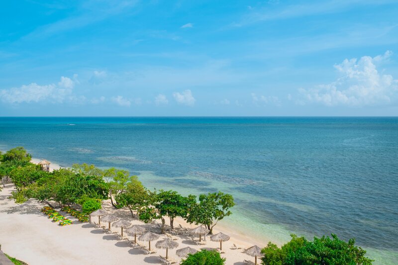 Iberostar Rose Hall Beach 16