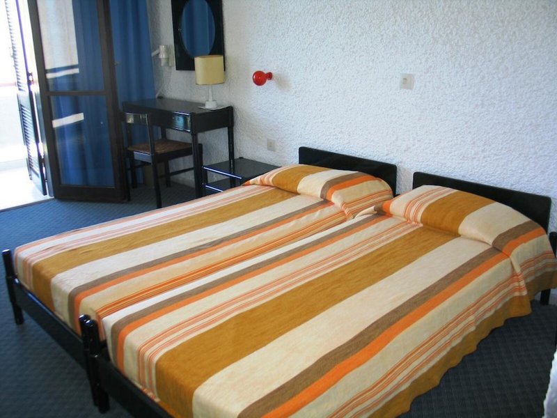 Apollo 7 - Room Example