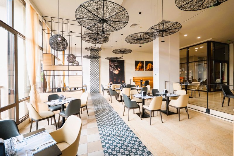 Barcelo Royal Beach 3