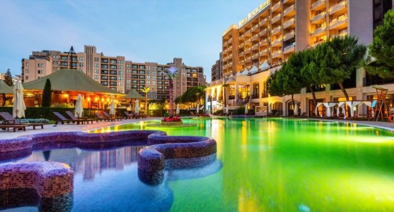 Barcelo Royal Beach 11