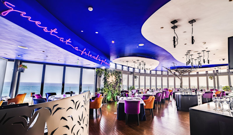 Bohemia Suites & Spa 8