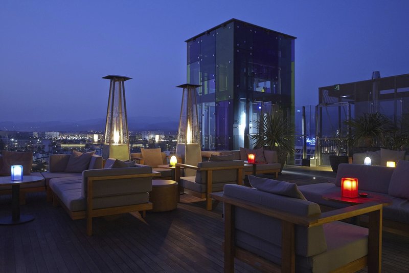 Bohemia Suites & Spa 12