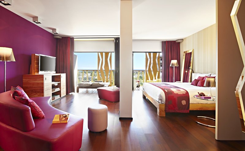 Bohemia Suites & Spa 18