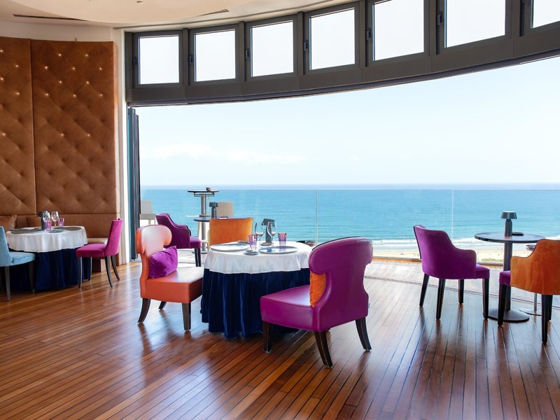 Bohemia Suites & Spa 14