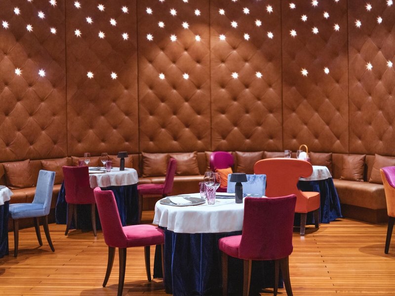 Bohemia Suites & Spa 32