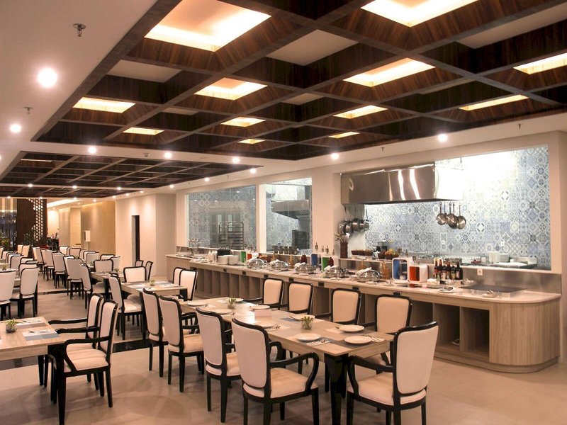 Hotel Dafam Lotus Jember 5