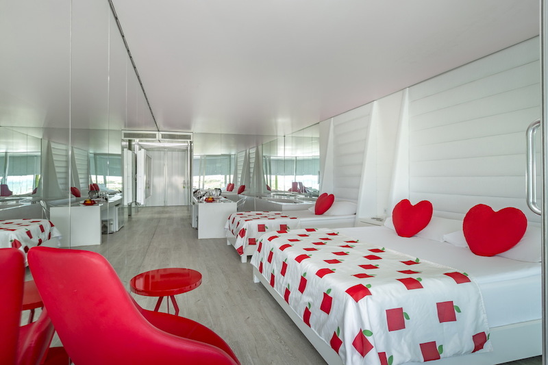 Adam & Eve Hotel 41