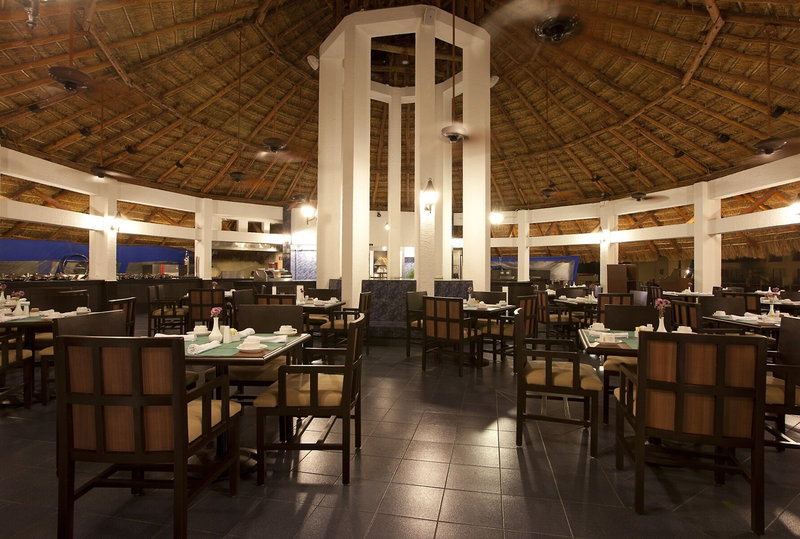 Emporio Cancun 2