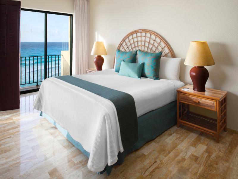 Emporio Cancun 3