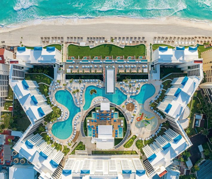 Hilton Cancun Mar Caribe All-Inclusive Resort 4