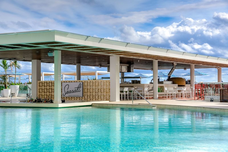 Hilton Cancun Mar Caribe All-Inclusive Resort 12