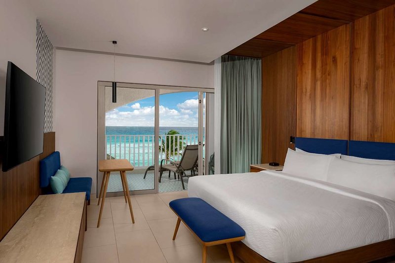 Hilton Cancun Mar Caribe All-Inclusive Resort 60