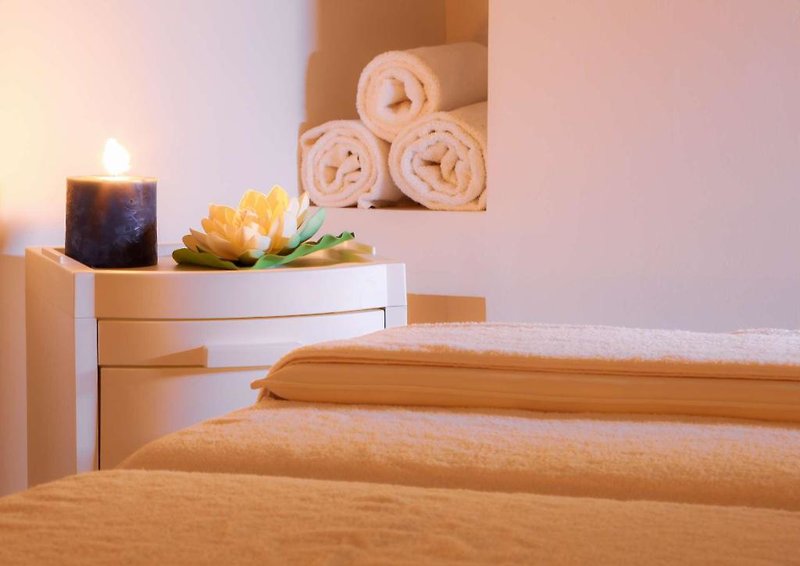 White Olive Marine Aquapark 1