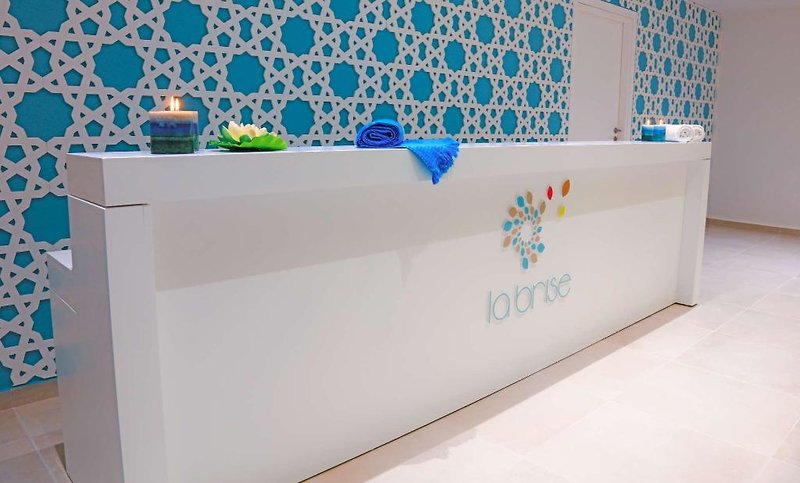 White Olive Marine Aquapark 2