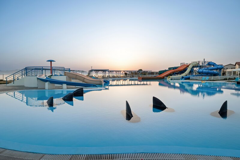 White Olive Marine Aquapark 24