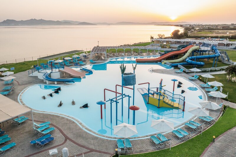 White Olive Marine Aquapark 27