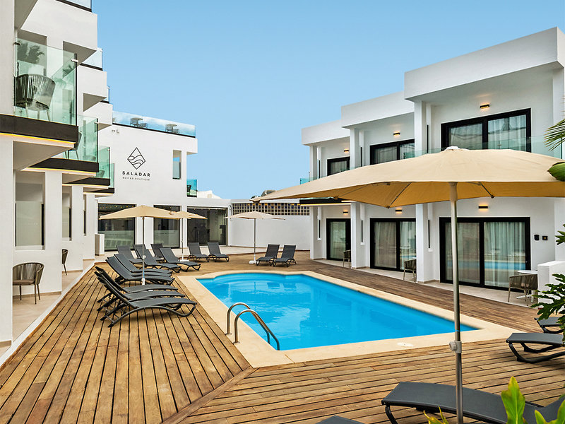 Saladar Suites Boutique 8