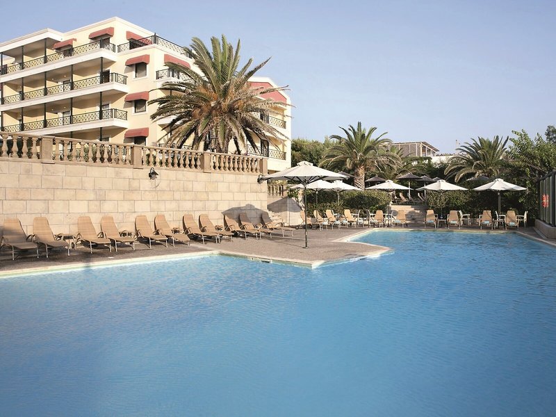 Ramada Attica Riviera 17