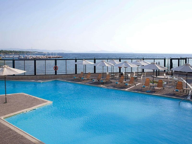 Ramada Attica Riviera 21