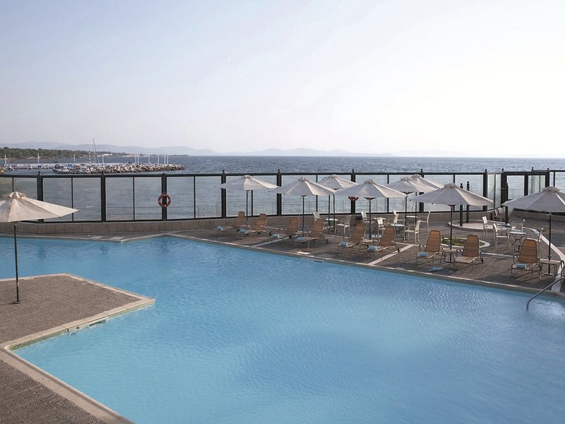 Ramada Attica Riviera 23