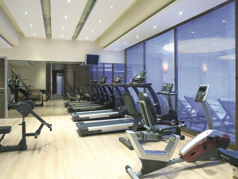 Ramada Attica Riviera 39