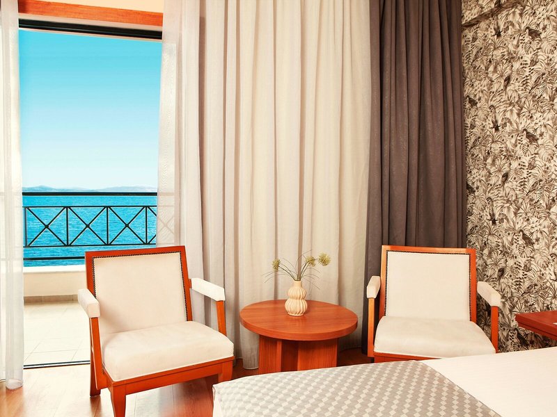 Ramada Attica Riviera 42