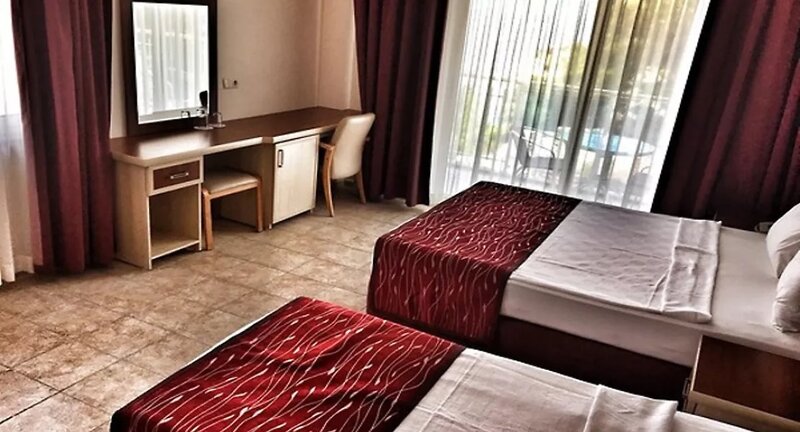 Meric Hotel Turunc 24
