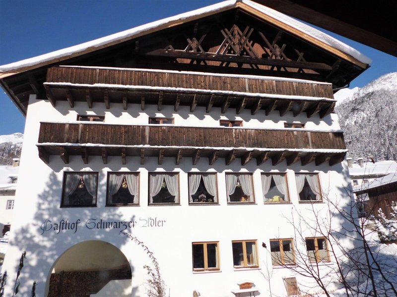 Schwarzer Adler & Gästehäuser 4
